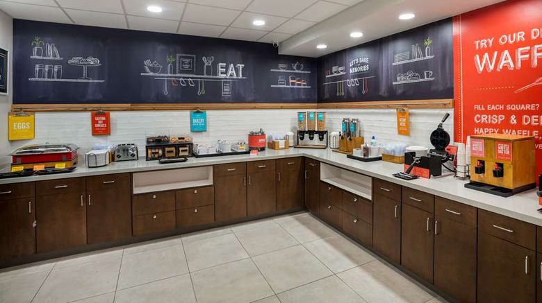 <b>Hampton Inn Gadsden Restaurant</b>. Images powered by <a href="https://iceportal.shijigroup.com/" title="IcePortal" target="_blank">IcePortal</a>.