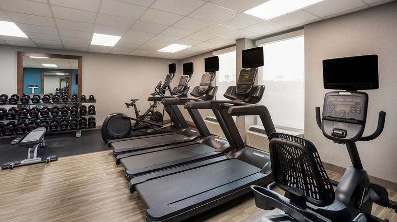 <b>Hampton Inn Gadsden Health</b>. Images powered by <a href="https://iceportal.shijigroup.com/" title="IcePortal" target="_blank">IcePortal</a>.