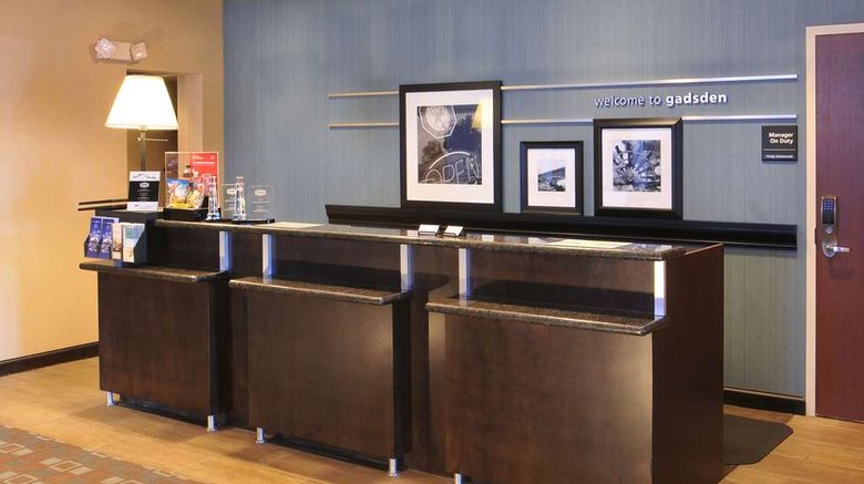 <b>Hampton Inn Gadsden / Attalla Lobby</b>. Images powered by <a href="https://iceportal.shijigroup.com/" title="IcePortal" target="_blank">IcePortal</a>.