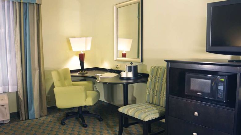 <b>Hampton Inn Gadsden / Attalla Room</b>. Images powered by <a href="https://iceportal.shijigroup.com/" title="IcePortal" target="_blank">IcePortal</a>.