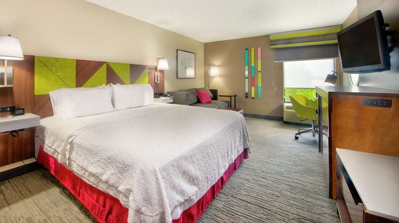 <b>Hampton Inn Gaffney Room</b>. Images powered by <a href="https://iceportal.shijigroup.com/" title="IcePortal" target="_blank">IcePortal</a>.