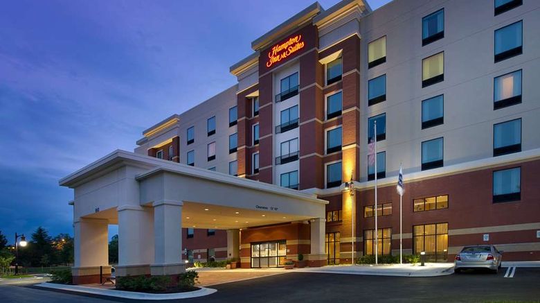 <b>Hampton Inn & Suites Gaithersburg Exterior</b>. Images powered by <a href="https://iceportal.shijigroup.com/" title="IcePortal" target="_blank">IcePortal</a>.