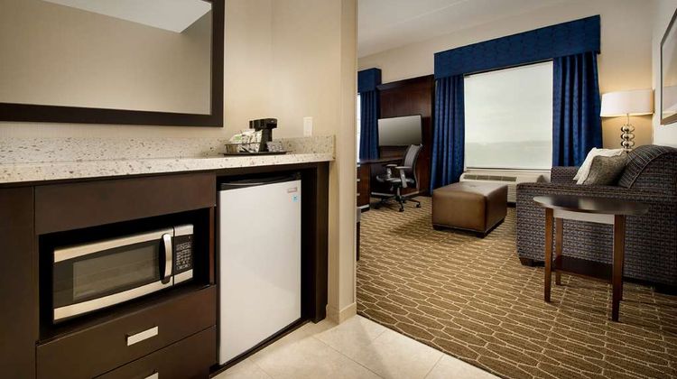 Hampton Inn & Suites Gaithersburg Room