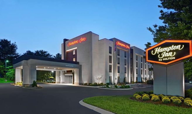 Hampton Inn Gallatin Exterior
