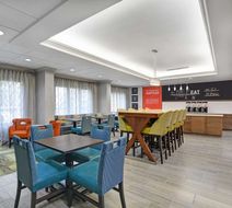 Hampton Inn Gallatin Lobby