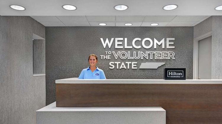 Hampton Inn Gallatin Lobby