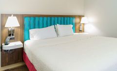 Hampton Inn Garden City
