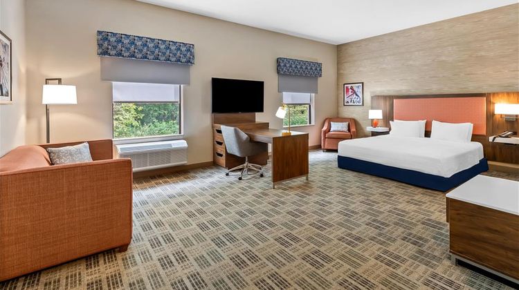 Hampton Inn & Suites Grove City Room