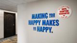 <b>Hampton Inn Gettysburg Lobby</b>. Images powered by <a href="https://iceportal.shijigroup.com/" title="IcePortal" target="_blank">IcePortal</a>.