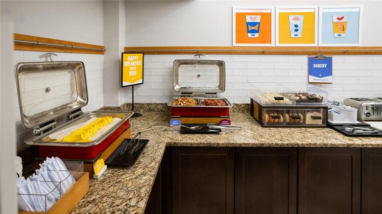 <b>Hampton Inn Gettysburg Restaurant</b>. Images powered by <a href="https://iceportal.shijigroup.com/" title="IcePortal" target="_blank">IcePortal</a>.