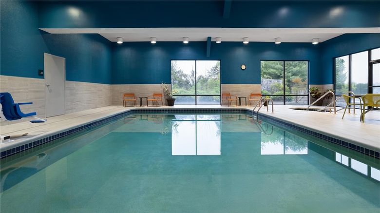 <b>Hampton Inn Gettysburg Pool</b>. Images powered by <a href="https://iceportal.shijigroup.com/" title="IcePortal" target="_blank">IcePortal</a>.