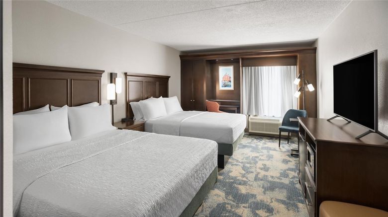 <b>Hampton Inn Gettysburg Room</b>. Images powered by <a href="https://iceportal.shijigroup.com/" title="IcePortal" target="_blank">IcePortal</a>.