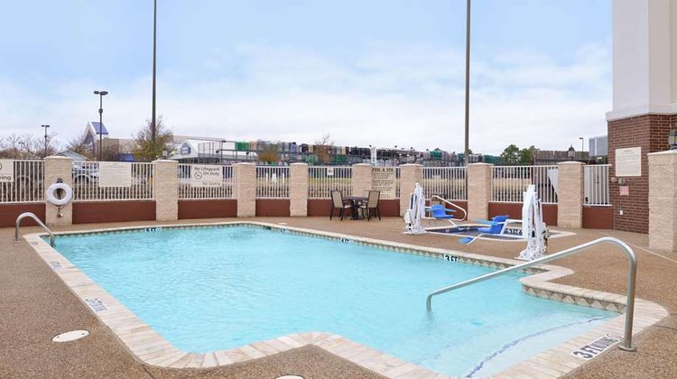 Hampton Inn & Suites Greenville Pool
