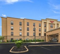 Hampton Inn Greenfield Exterior