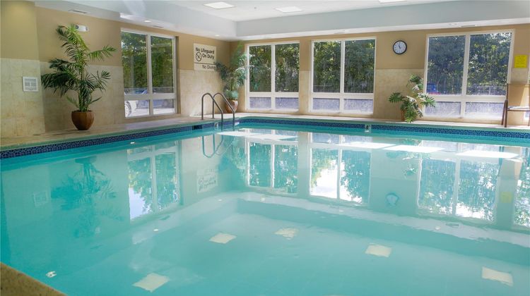 Hampton Inn & Suites Greenfield Pool