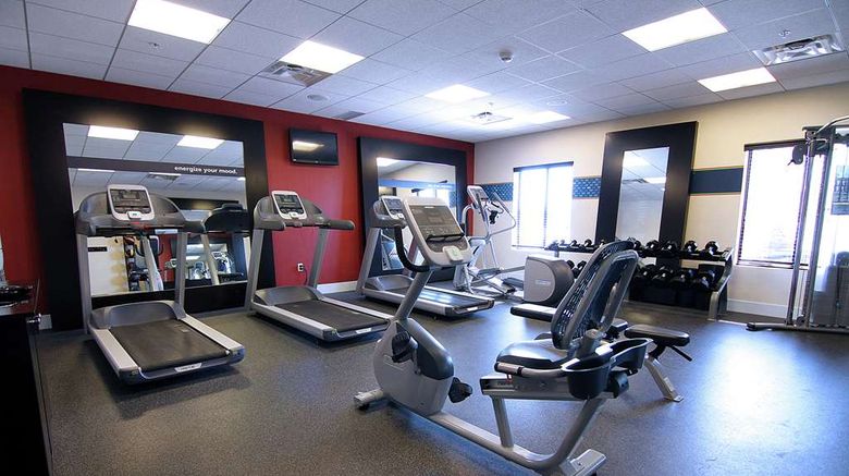 <b>Hampton Inn & Suites Grand Forks Health</b>. Images powered by <a href="https://iceportal.shijigroup.com/" title="IcePortal" target="_blank">IcePortal</a>.
