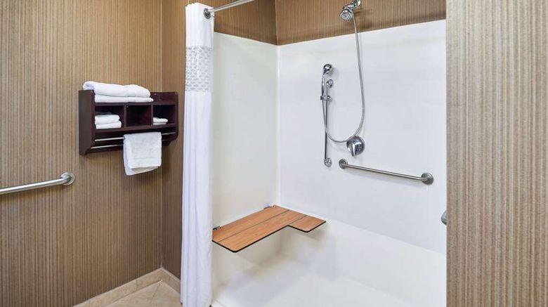 <b>Hampton Inn & Suites Longview North Room</b>. Images powered by <a href="https://iceportal.shijigroup.com/" title="IcePortal" target="_blank">IcePortal</a>.