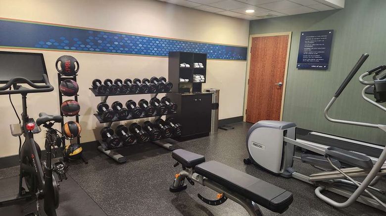 <b>Hampton Inn Health</b>. Images powered by <a href="https://iceportal.shijigroup.com/" title="IcePortal" target="_blank">IcePortal</a>.