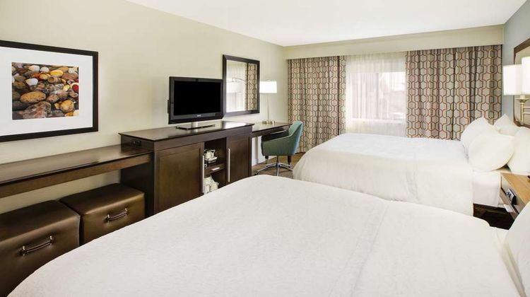 Hampton Inn Gaylord Room