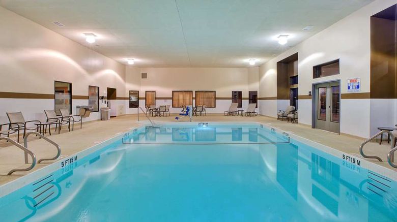 <b>Hampton Inn Gaylord Pool</b>. Images powered by <a href="https://iceportal.shijigroup.com/" title="IcePortal" target="_blank">IcePortal</a>.