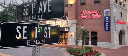 Hampton Inn&Suites Gainesville-Downtown Exterior