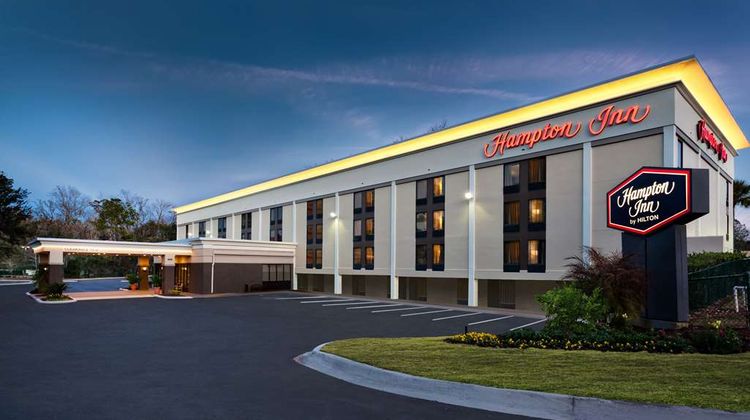 Hampton Inn Gainesville Exterior