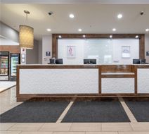 Hilton Garden Inn Preston Casino Area Lobby