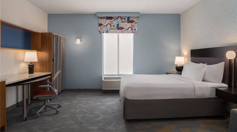 <b>Home2 Suites Biloxi N. D'Iberville Room</b>. Images powered by <a href="https://iceportal.shijigroup.com/" title="IcePortal" target="_blank">IcePortal</a>.