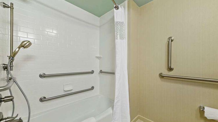Hampton Inn & Suites Gulfport Room
