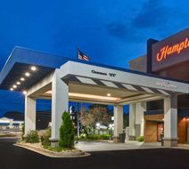 Hampton Inn Exterior