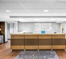 Hampton Inn Grand Rapids North Lobby