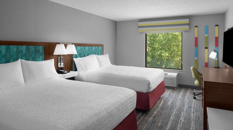 <b>Hampton Inn & Suites-Airport 28th St Room</b>. Images powered by <a href="https://iceportal.shijigroup.com/" title="IcePortal" target="_blank">IcePortal</a>.