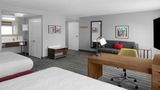 Hampton Inn & Suites-Airport 28th St Room