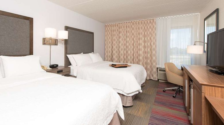 <b>Hampton Inn Grand Rapids South Room</b>. Images powered by <a href="https://iceportal.shijigroup.com/" title="IcePortal" target="_blank">IcePortal</a>.