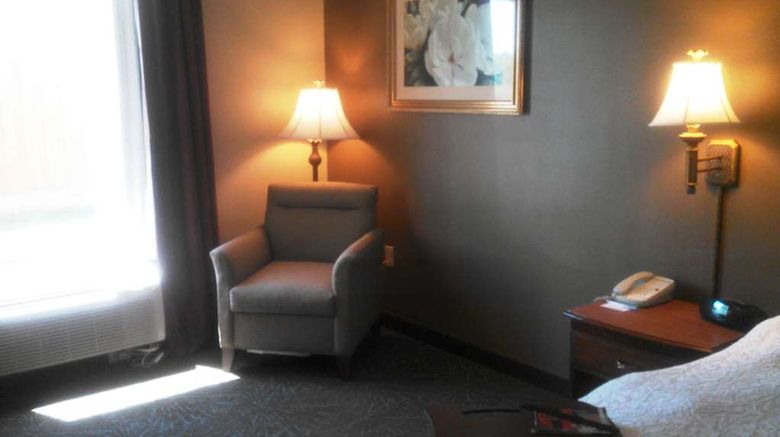 <b>Hampton Inn Greenwood Room</b>. Images powered by <a href="https://iceportal.shijigroup.com/" title="IcePortal" target="_blank">IcePortal</a>.