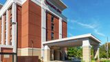<b>Hampton Inn Greensboro Airport Exterior</b>. Images powered by <a href="https://iceportal.shijigroup.com/" title="IcePortal" target="_blank">IcePortal</a>.
