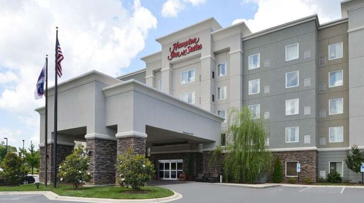 Hampton Inn & Suites Coliseum Area Exterior