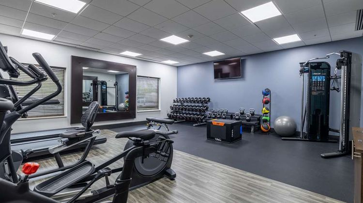 Hampton Inn & Suites Coliseum Area Health