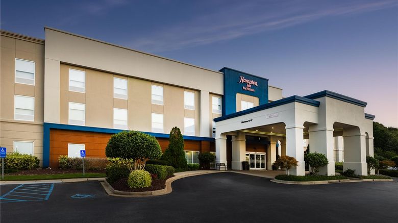 <b>Hampton Inn Easley Exterior</b>. Images powered by <a href="https://iceportal.shijigroup.com/" title="IcePortal" target="_blank">IcePortal</a>.