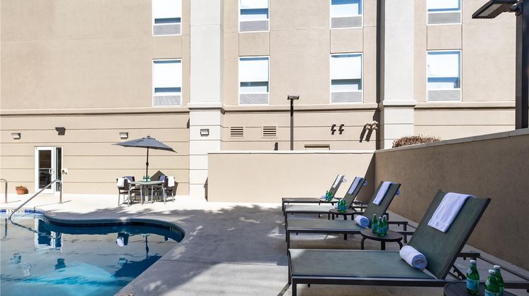 Hampton Inn Easley Pool