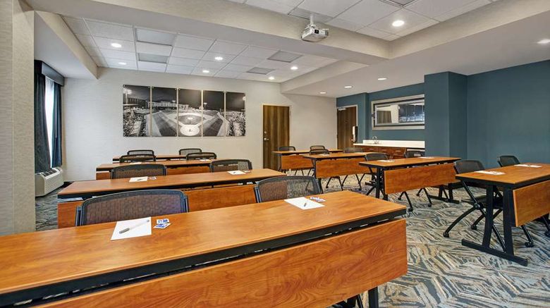 <b>Hampton Inn Greenville I-385 Woodruff Rd Meeting</b>. Images powered by <a href="https://iceportal.shijigroup.com/" title="IcePortal" target="_blank">IcePortal</a>.