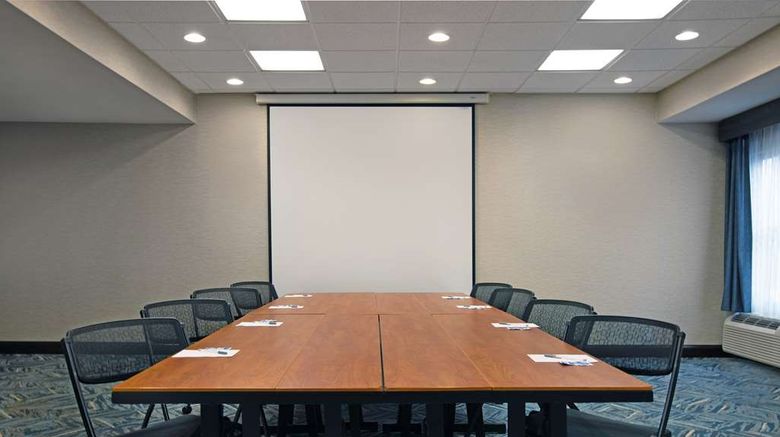 <b>Hampton Inn Greenville I-385 Woodruff Rd Meeting</b>. Images powered by <a href="https://iceportal.shijigroup.com/" title="IcePortal" target="_blank">IcePortal</a>.