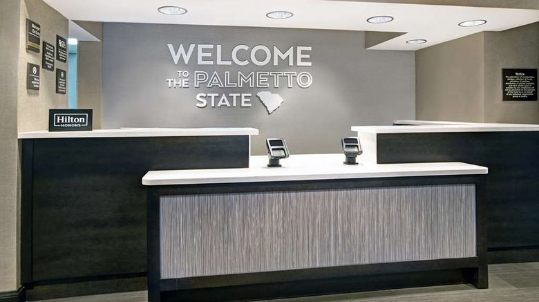<b>Hampton Inn Greenville I-385 Woodruff Rd Lobby</b>. Images powered by <a href="https://iceportal.shijigroup.com/" title="IcePortal" target="_blank">IcePortal</a>.