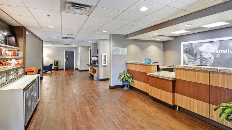 <b>Hampton Inn Gastonia Lobby</b>. Images powered by <a href="https://iceportal.shijigroup.com/" title="IcePortal" target="_blank">IcePortal</a>.