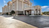 <b>Hampton Inn Guntersville Exterior</b>. Images powered by <a href="https://iceportal.shijigroup.com/" title="IcePortal" target="_blank">IcePortal</a>.