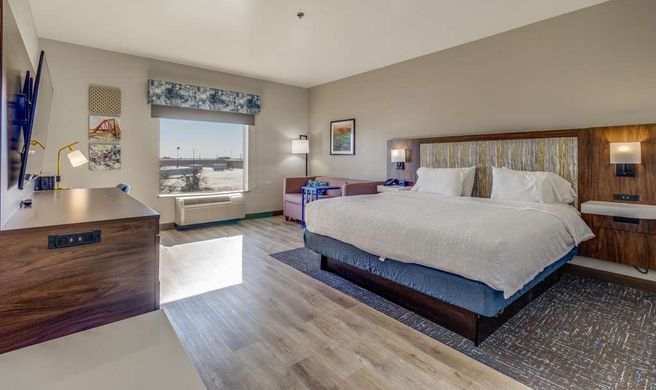 Hampton Inn & Suites Gainesville Room