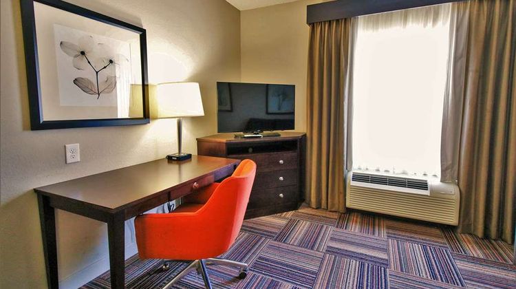 Hampton Inn & Suites Flowery Branch Room