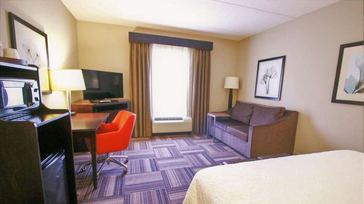 Hampton Inn & Suites Flowery Branch Room