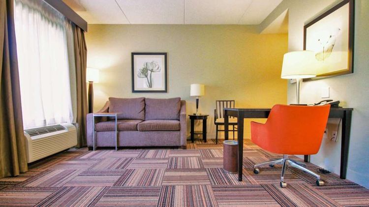 Hampton Inn & Suites Flowery Branch Room