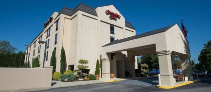 Hampton Inn by Hilton Gainesville Exterior